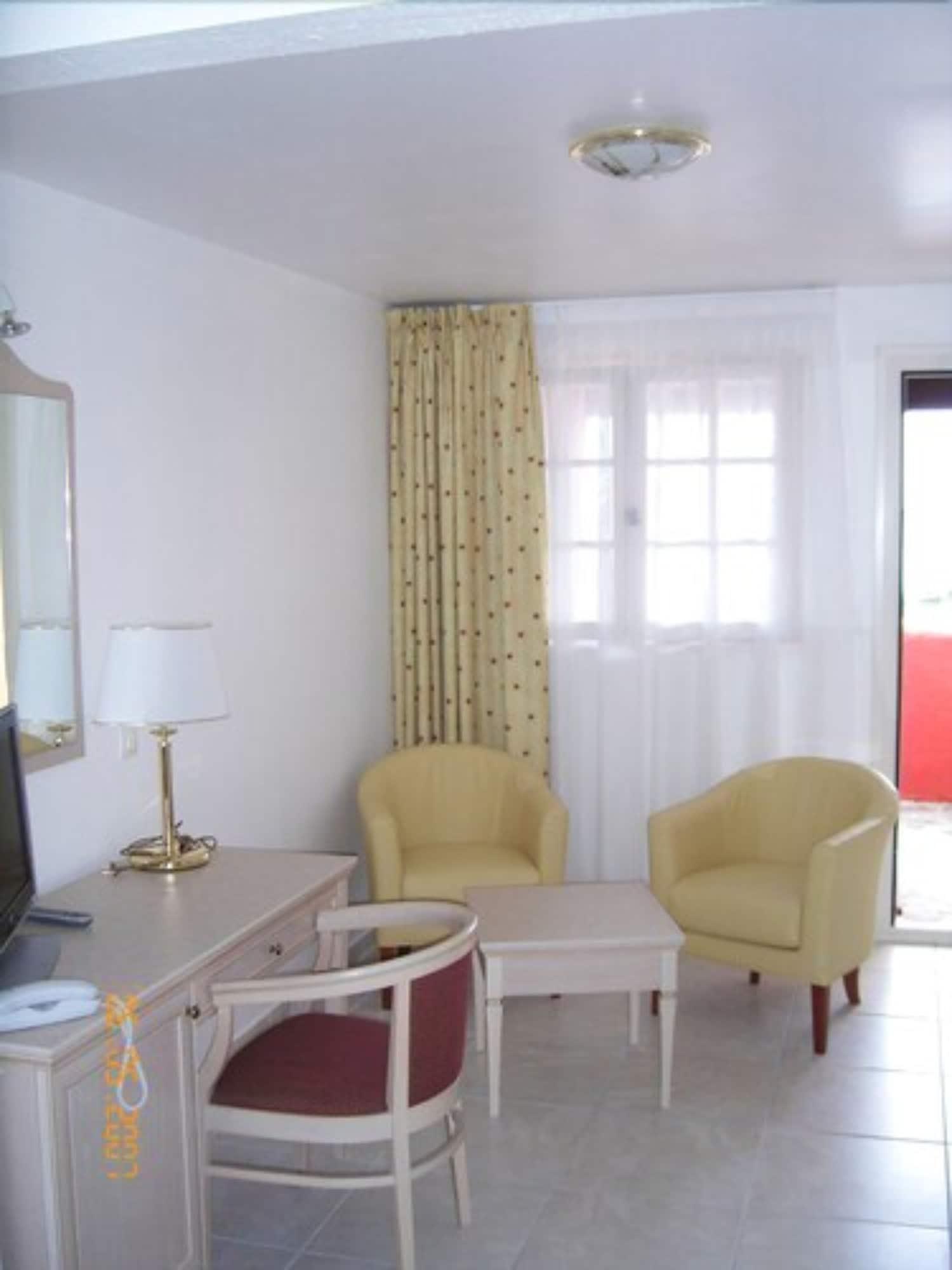 Hotel Residence San Pieru Tarcu Экстерьер фото