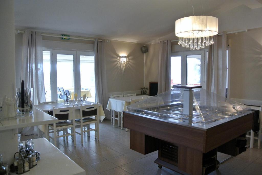 Hotel Residence San Pieru Tarcu Экстерьер фото