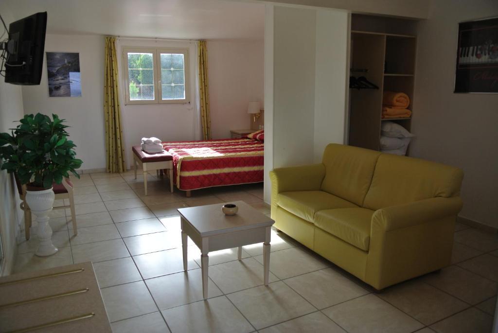 Hotel Residence San Pieru Tarcu Номер фото